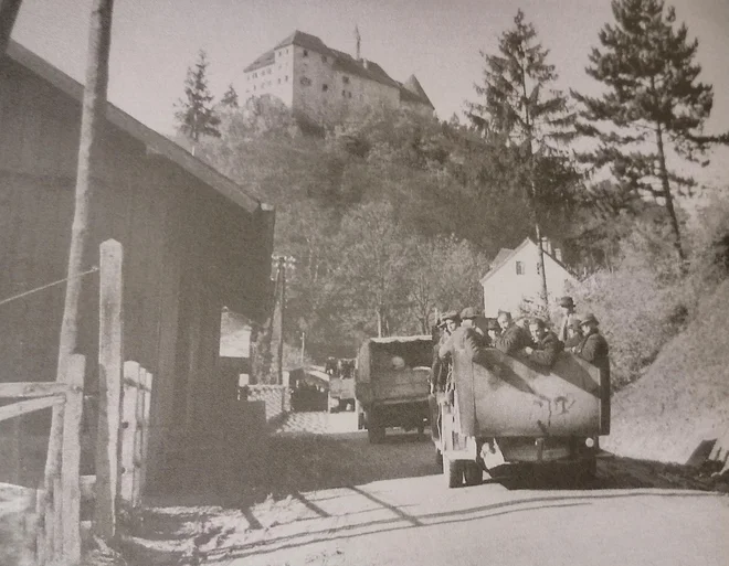Preden so Slovence poslali v taborišča, so jih pripeljali na grad Rajhenburg. FOTO: Dis