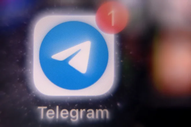 Aplikacija telegram, ki jo je Durov ustanovil leta 2013, se ponaša z več kot milijardo uporabnikov po vsem svetu. FOTO: AFP