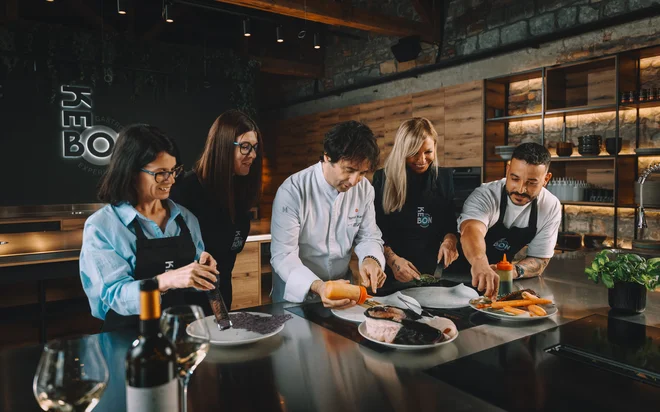 V KeBonu lahko v družbi vrhunskih slovenskih chefov premikate meje svoje gastronomske ustvarjalnosti. FOTO: Vinakoper