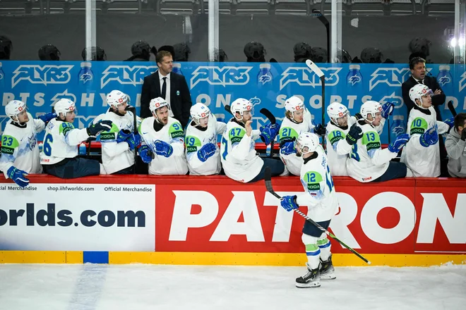 Slovenski hokejisti so si priigrali obstanek v elitni skupini svetovnega hokeja. FOTO: Fredrik Sandberg/AFP