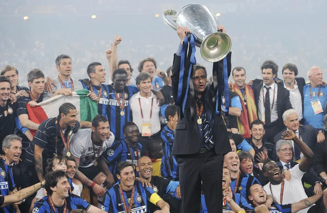 Jose Mourinho je z Interjem leta 2010 osvojil trojno krono. FOTO: Stefano Rellandini/Reuters