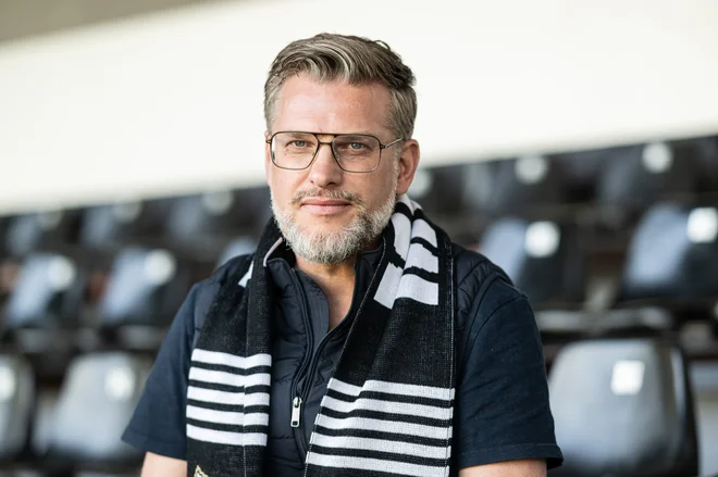 Nemec Knut Schulz, ki je diplomiral iz psihologije ter delal v bančništvu in medijih, želi črno-bele iz Fazanerije popeljati nazaj na pota stare slave. FOTO: Aleš Cipot/fotolens.si