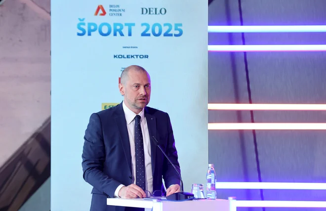 Osrednji govornik Blaž Brodnjak, predsednik uprave NLB. FOTO: Blaž Samec