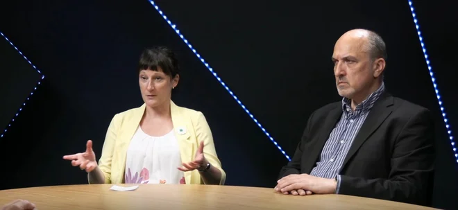 Delovima komentatorjema se je v studiu pridružila Anja Intihar. FOTO: Zajem zaslona