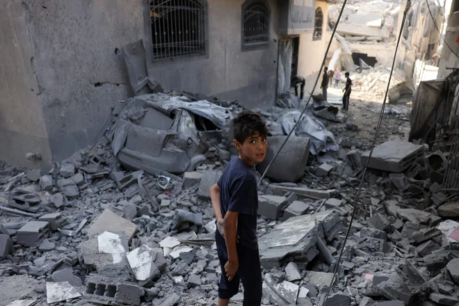 V Gazi vladajo katastrofalne humanitarne razmere. FOTO: Bashar Taleb/AFP