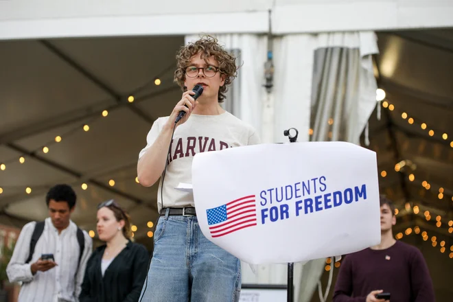 Trump’s government Harvard banned from receiving foreign students