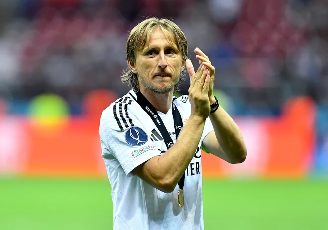 Luka Modrić se poslavlja od Reala. FOTO: Jennifer Lorenzini /Reuters