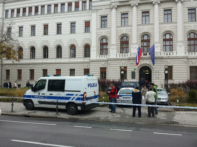 Bomb threat triggered the evacuation of the Ljubljana court