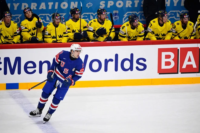 Cutter Gauthier po golu za vodstvo ZDA z 2:0. FOTO: Pontus Lundahl/AFP