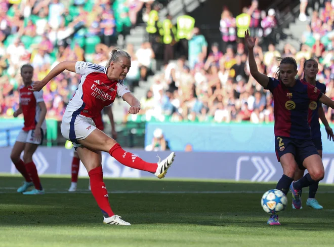 Arsenal in Lisbon shocked favored Barcelona