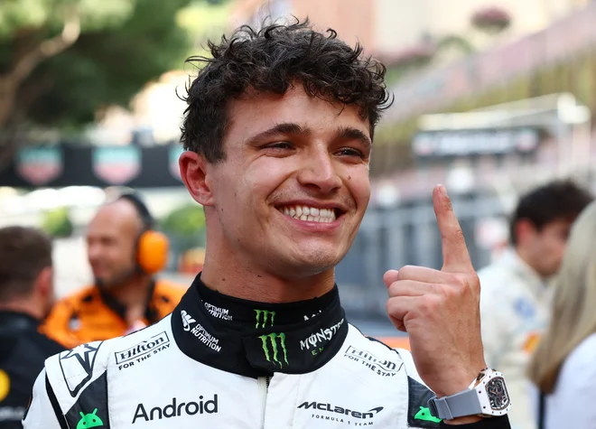Lando Norris se je veselil zmage. FOTO: Piroschka Van De Wouw/ Reuters