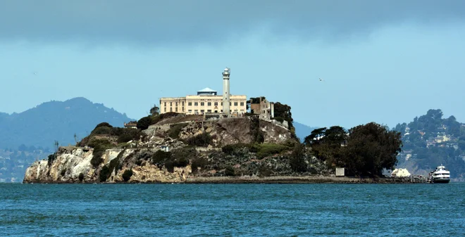Alcatraz je zdaj priljubljena turistična znamenitost. FOTO: Don Ramey Logan/Wikimedia Commons
