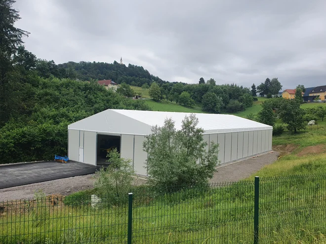 FOTO: Petre šotori