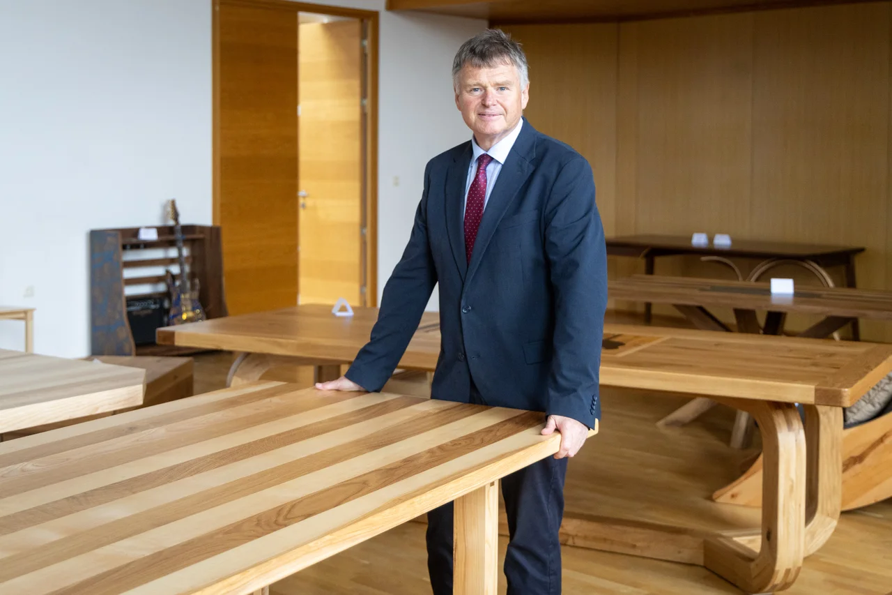 Dr. Martin Pivk, direktor Šolskega centra Škofja Loka: »Mladi, ki jih danes izobražujemo, bodo čez nekaj let delavci in tudi vodstveni kader, ki bo prevzemal vse ključne vloge v naši družbi.« FOTO: Voranc Vogel