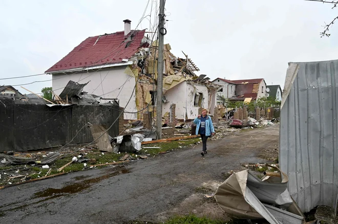 V javnosti še vedno odmevajo nedavni mnoični ruski napadi na ukrajinske cilje. FOTO: Sergej Supinski/AFP