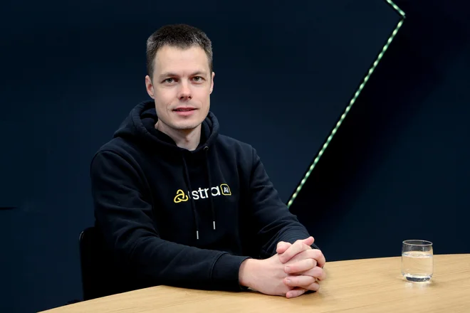 Students have already adopted the UI – the system not yet