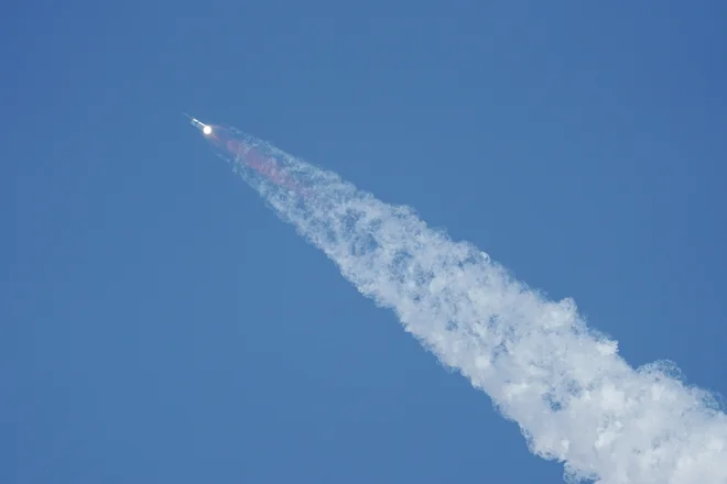 Izstrelitev iz Starbasa v Teksasu FOTO: Gabriel V. Cardenas/Reuters