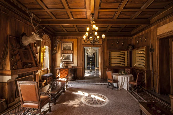 At Spessa, which stands just a few minutes from the two mountains, we dive into the love intrigues of the famous Casanova. Or we play golf what we snack in ... Photo: Castello di Spessa Archive