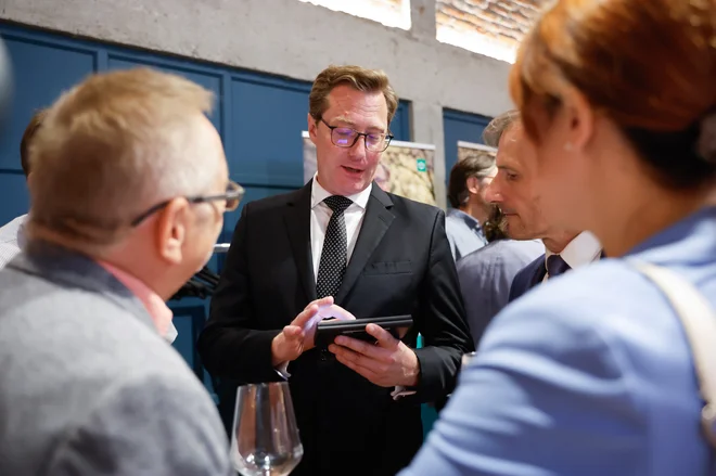 »Ne gre za sodelovanje ali celo nastop z LDS kot stranko, se pa pogovarjam z nekaterimi nekdanjimi člani,« pravi Prebilič. FOTO: Leon Vidic/Delo