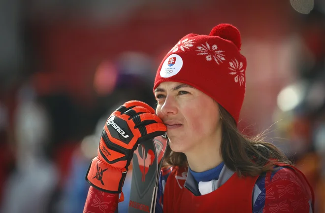 Petra Vlhova ne ve, ali bo lahko sploh še kdaj smučala. FOTO: Matej Družnik/Delo