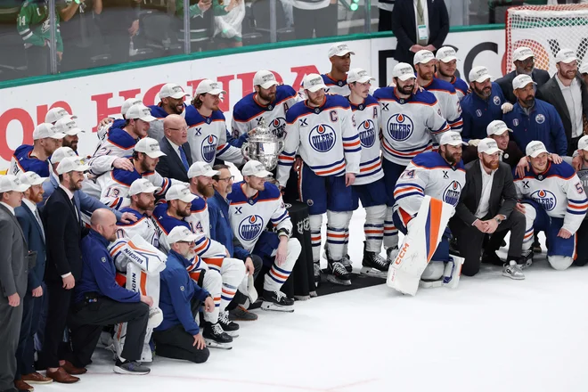Hokejisti Edmonton Oilers so v peti tekmi v Dallasu potrdili preboj v finale NHL. FOTO: Sam Hodde/Getty Images Via AFP