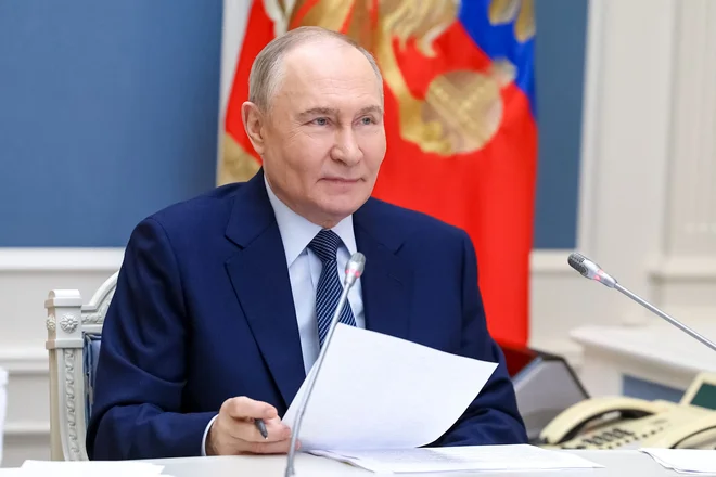 Tako Rusija kot Severna Koreja s svojim ravnanjem očitno kršita embargo ZN na orožje ter številne resolucije Varnostnega sveta. FOTO: Alexander Kazakov/AFP