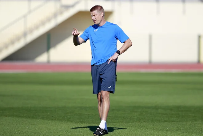 Andrej Razdrh svoje nogometne varovance pili za evropsko prvenstvo do 21 let. FOTO: Roman Šipić