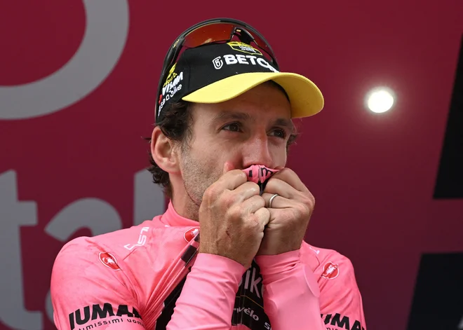 Simon Yates bo jutri v Rimu slavil svojo drugo zmago na tritedenskih dirkah. FOTO: Jennifer Lorenzini/Reuters
