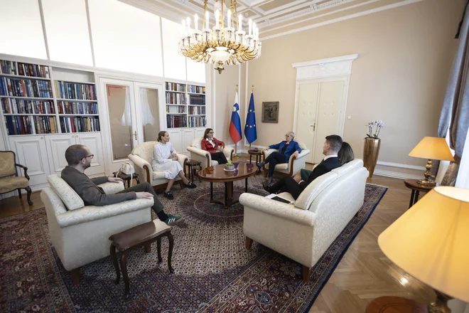 Sestanki predsednice republike Nataše Pirc Musar z vodji poslanskih skupin koalicije o imenovanjih varuha človekovih pravic in guvernerja Banke Slovenije se vrstijo, a uspeha zaenkrat ni na vidiku ... FOTO: Matjaž Klemenc/UPRS