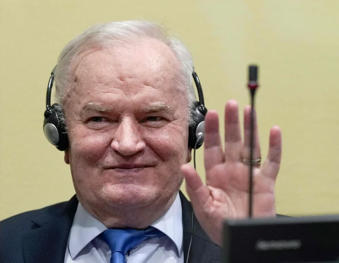 Mladić ima nevrološke, kardiovaskularne in urološke težave, ki se postopoma slabšajo in zapletajo. FOTO: Peter Dejong/AFP