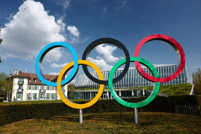 Dvodnevnega zasedanja v Lozani se bosta po informacijah Olimpijskega komiteja Slovenije (OKS) udeležila tudi predsednik Franjo Bobinac in direktor sektorja za šport Blaž Perko. FOTO: Denis Balibouse/Reuters