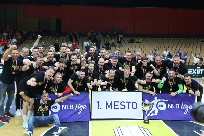 Slovan je prvak. FOTO: Blaž Samec