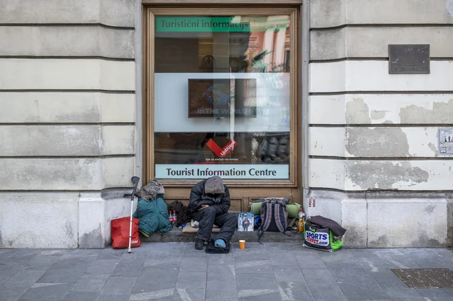 Uradnega podatka o tem, koliko je brezdomnih oseb v Ljubljani, do zdaj ni bilo. FOTO: Voranc Vogel/Delo