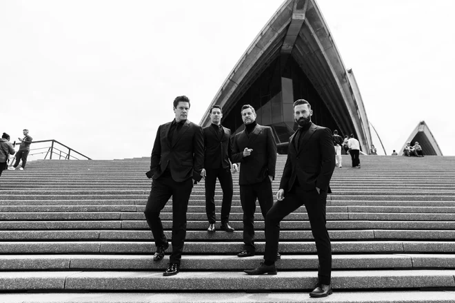 Il Divo so (z leve proti desni) tenoristi David Miller, Urs Bühler, in Sébastien Izambard ter baritonist Steven LaBrie. FOTO: arhiv organizatorja