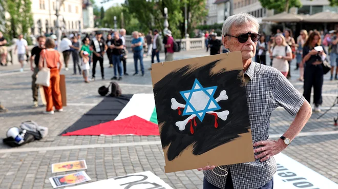 Vprašanje genocida v Gazi presega običajne politične ločnice in delitve v državi. FOTO: Blaž Samec/Delo