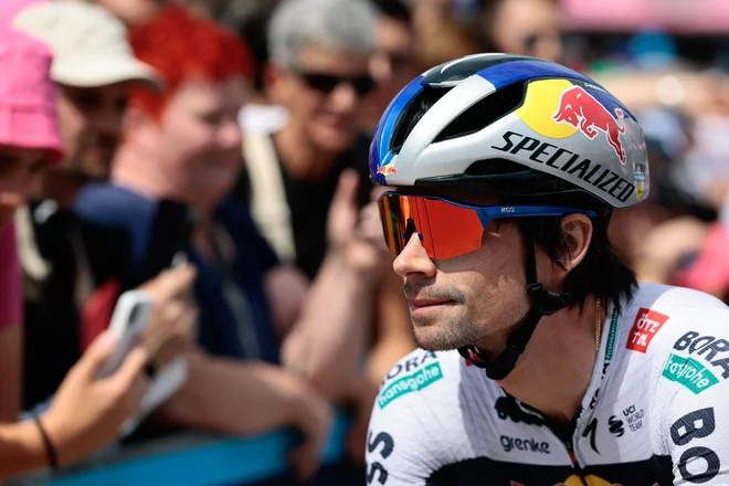 Primož Roglič je odstopil na 16. etapi letošnjega Gira. FOTO: Luca Bettini/AFP