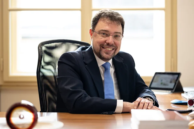 Peter Wostner: »Če bi želeli po deležu evropskih sredstev za razvojne namene doseči vodilne države, bi morali zanje nameniti dodatnih 1,3 milijarde evrov.«  FOTO: Črt Piksi