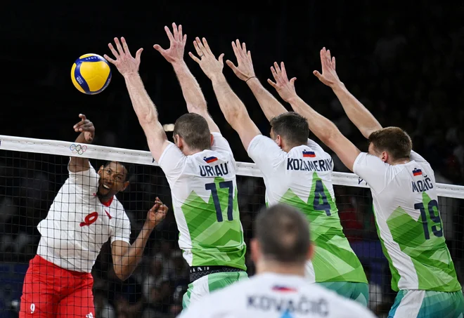 Slovenski odbojkarji bodo v novi sezoni lige narodov složno nastopili. FOTO: Annegret Hilse/Reuters
