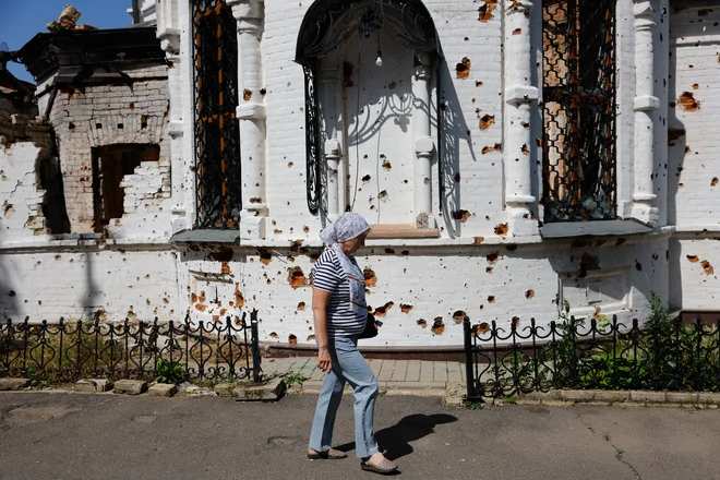 Zaradi ruskih napadov uničena bazilika v Donecki regiji. FOTO: Alexander Ermochenko/Reuters