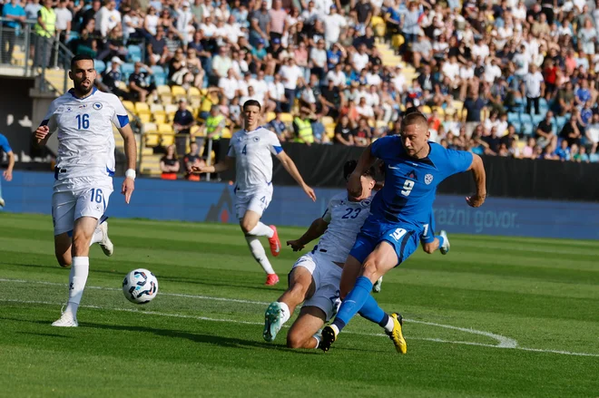 Takole je zapravil lepo priložnost za gol Blaž Kramer. FOTO: Leon Vidic