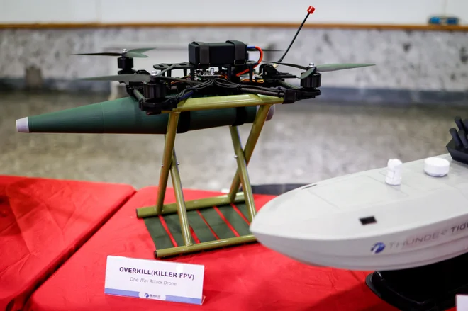 Vojaška industrija razvija drone neverjetno hitro. FOTO: Ann Wang/Reuters
