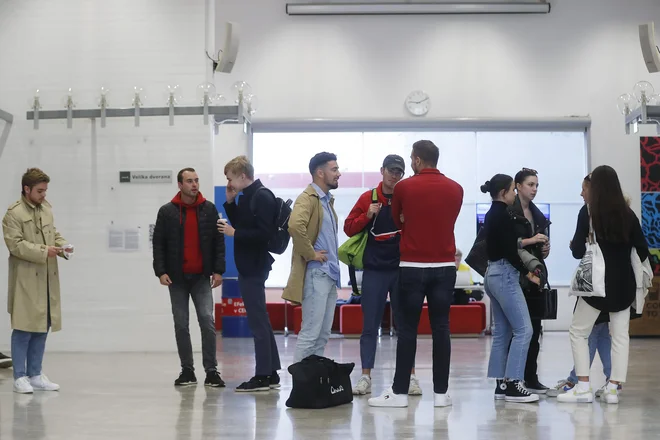 Študenti na Ekonomski fakulteti. Slika je simbolična. FOTO: Leon Vidic/delo
