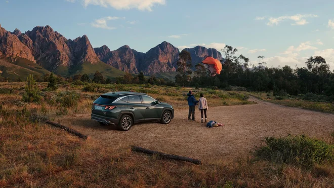 You can choose from a front or four -wheel drive, manual or automatic transmission and three different drives: petrol, diesel or mild hybrid. Photo: Hyundai