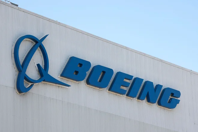 Nesreča v Ahmedabadu sledi težkemu obdobju za Boeing. FOTO: Jason Redmond/AFP
