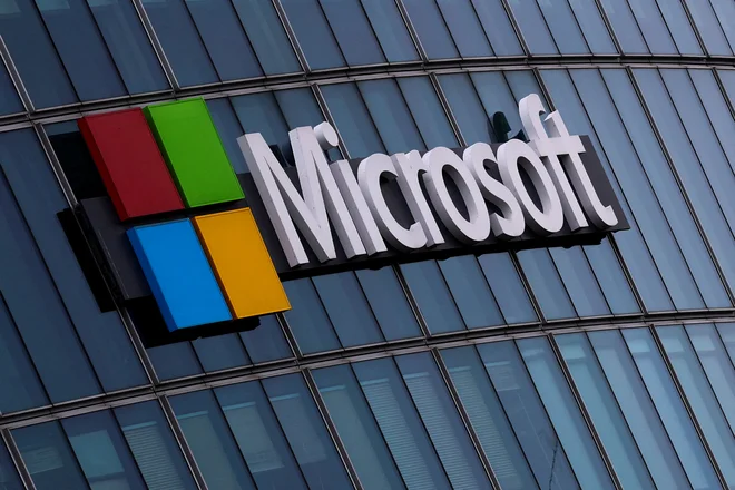 Danish Microsoft window showed a door