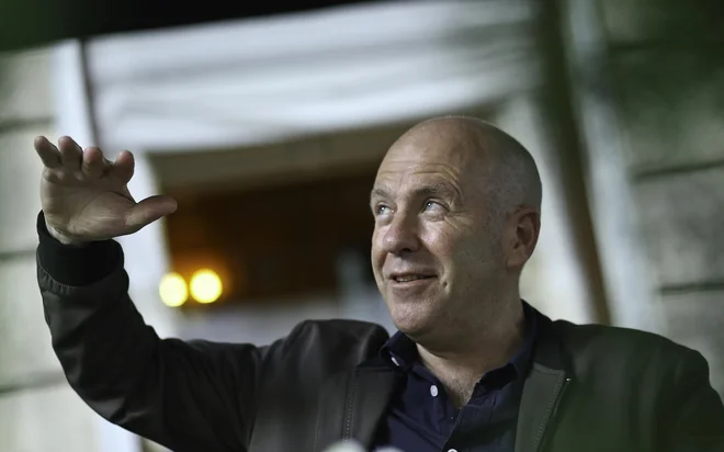 Nikoli ni verjel v stavek, da moramo pisati o tem, kar poznamo. Vedno je treba pisati o tistem, kar nam je neznano, je rekel Richard Flanagan. FOTO: Jože Suhadolnik
