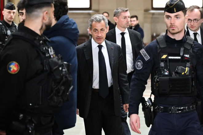 Sarkozy also deprived of a legion of honor