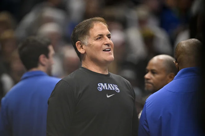 »Učite se umetne inteligence ali pa boste ostali zadaj« je o tem dejal Marc Cuban. FOTO: Jerome Miron/Reuters