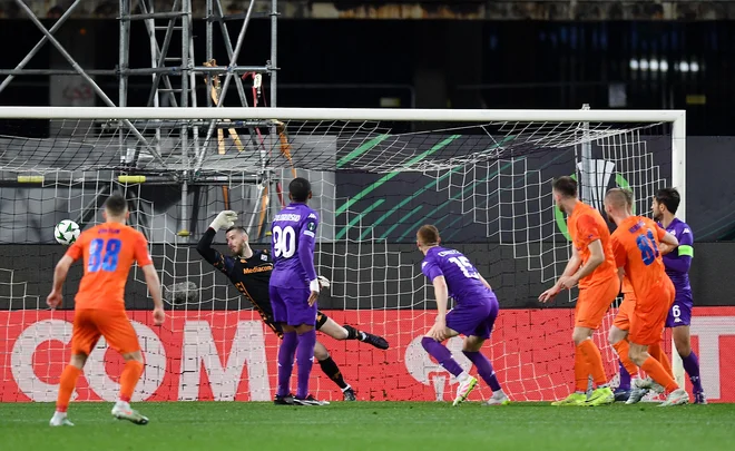 Nazadnje so se najbolje med slovenskimi moštvi v Evropi odrezali Celjani, ki so igrali v četrtfinalu konferenčne lige s Fiorentino. FOTO: Jennifer Lorenzini/Reuters