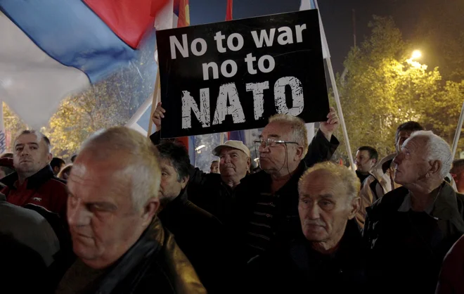 Open letter to the government (about appropriate foreign policy for a new time)